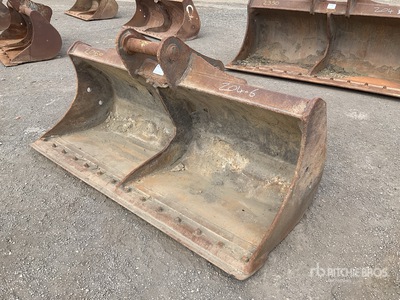 Titan 2050 mm Cleanup Cazo para excavadora