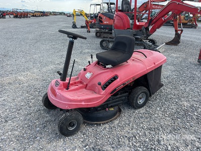 2015 Maori MP824 M Lawn Mower
