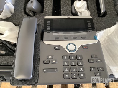 (40) Cisco CP-8841 UC Telephones