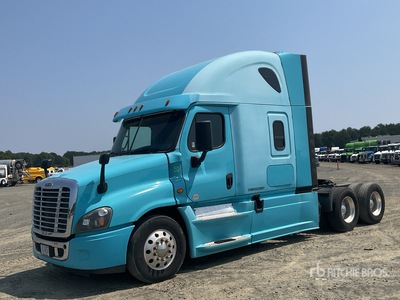 2016 Freightliner Cascadia 125 6x4 T/A Sleeper Truck Tractor