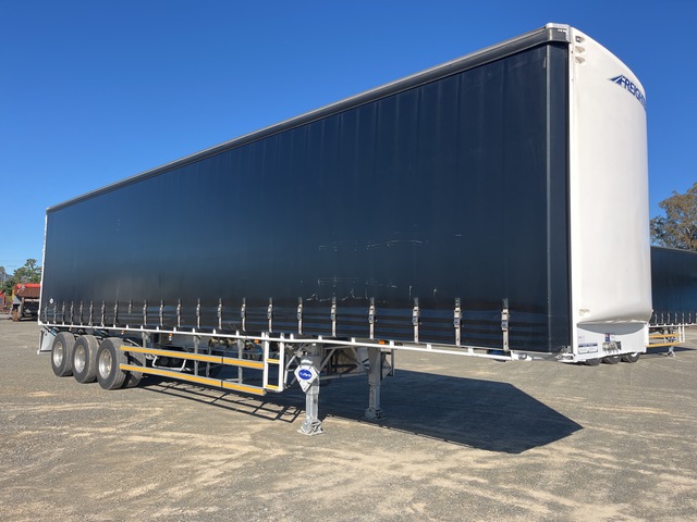 2022 MaxiTrans 12.3 m Tri/A Tautliner Trailer