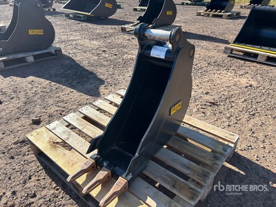 2025 Trojan 12 in Q/C Digging Excavator Bucket (Unused)