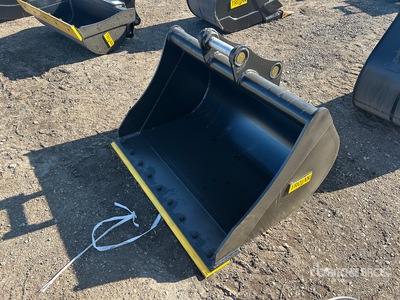 2025 Trojan 42 in Q/C Cleanup Excavator Bucket (Unused)