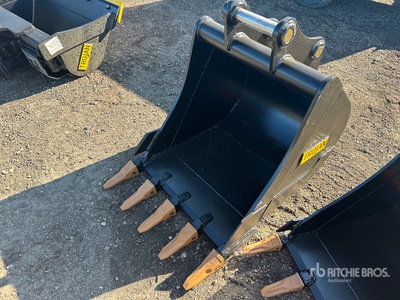 2025 Trojan 30 in Q/C Digging Excavator Bucket (Unused)