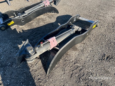 2025 Trojan Excavator Thumb (Unused)