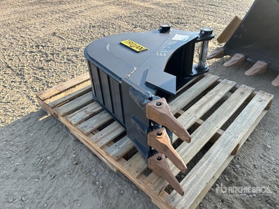2025 Trojan 14 in Q/C Digging Excavator Bucket (Unused)
