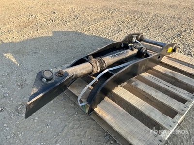 2025 Trojan Hydraulic Excavator Thumb (Unused)