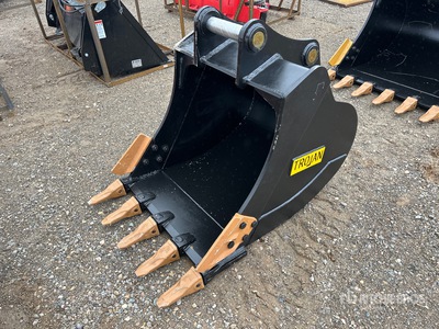 2025 Dynamic 120 36 in Q/C Digging Excavator Bucket (Unused)