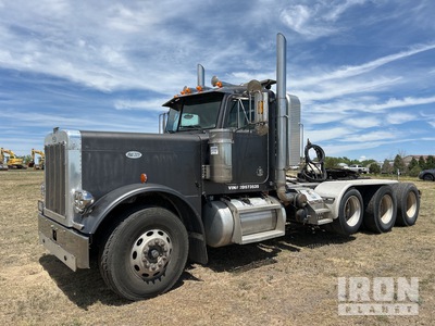2002 Peterbilt 379 8x4 Tri/A Day Cab Truck Tractor