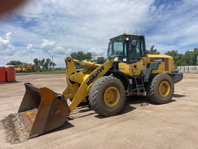 2016 Komatsu WA320-7 Wheel Loader