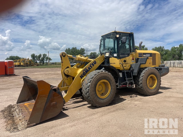 CARGADOR FRONTAL 2016 KOMATSU WA3207