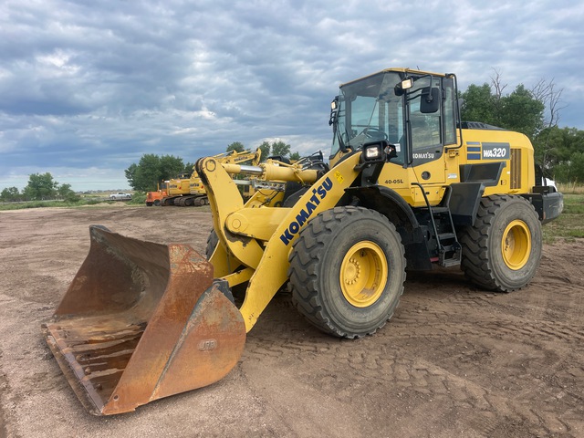 2017 Komatsu WA320-8 Wheel Loader