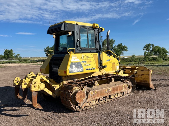 TOPADOR FRONTAL 2011 KOMATSU D51EX22