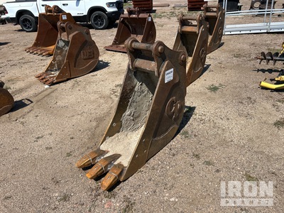 18 in Digging Schaufel - Fits Komatsu PC138
