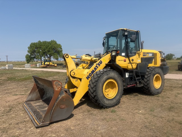 2016 Komatsu WA320-7 Wheel Loader