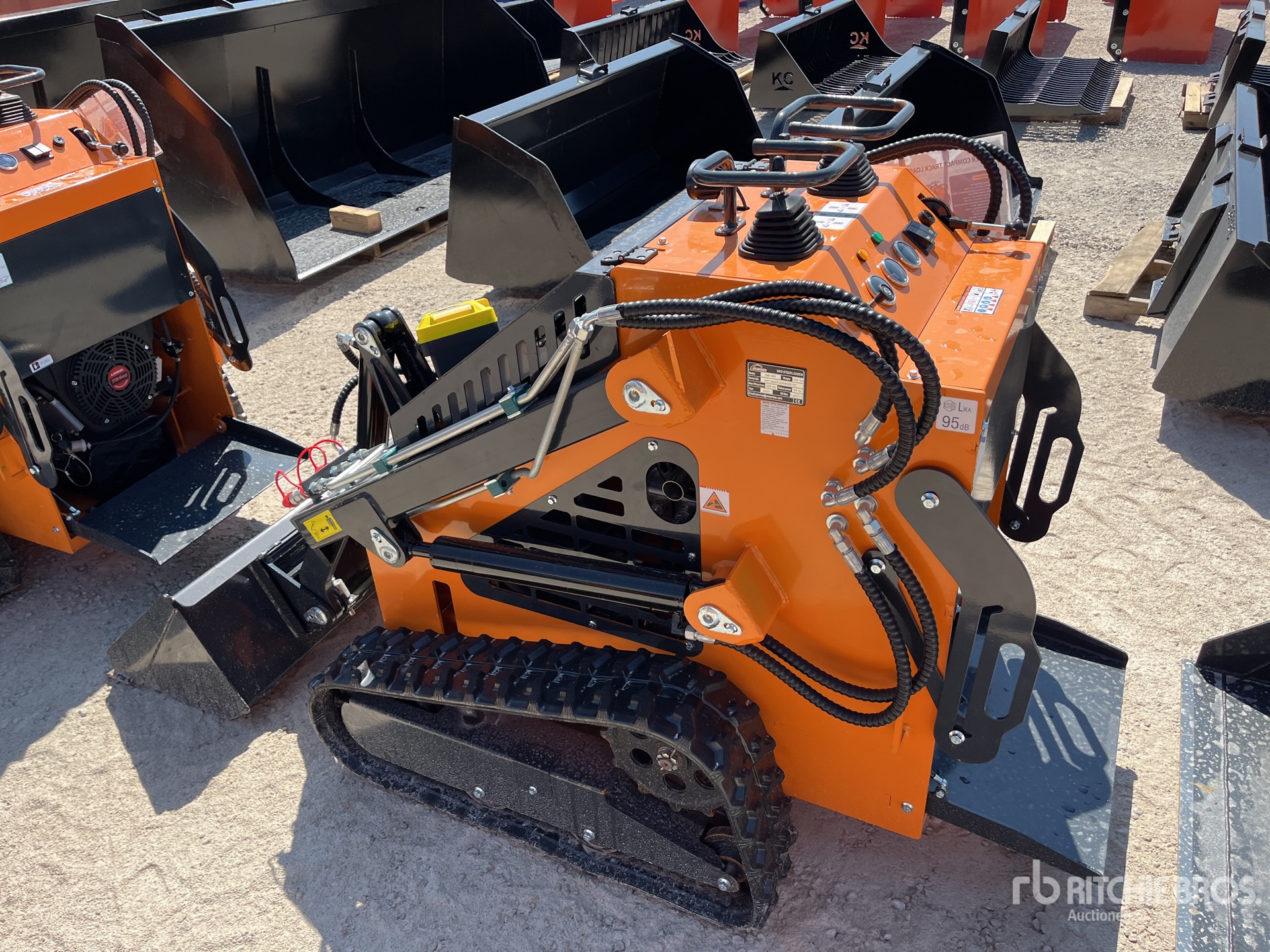 2025 ARTEER QB-480 Ride on Compact Track Loader (Unused)