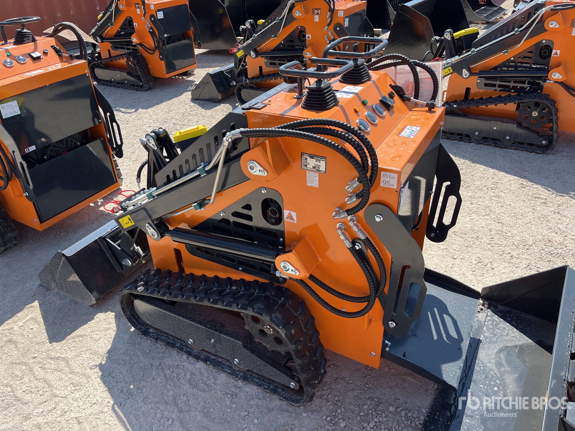 2025 ARTEER QB-480 Ride on Compact Track Loader (Unused)