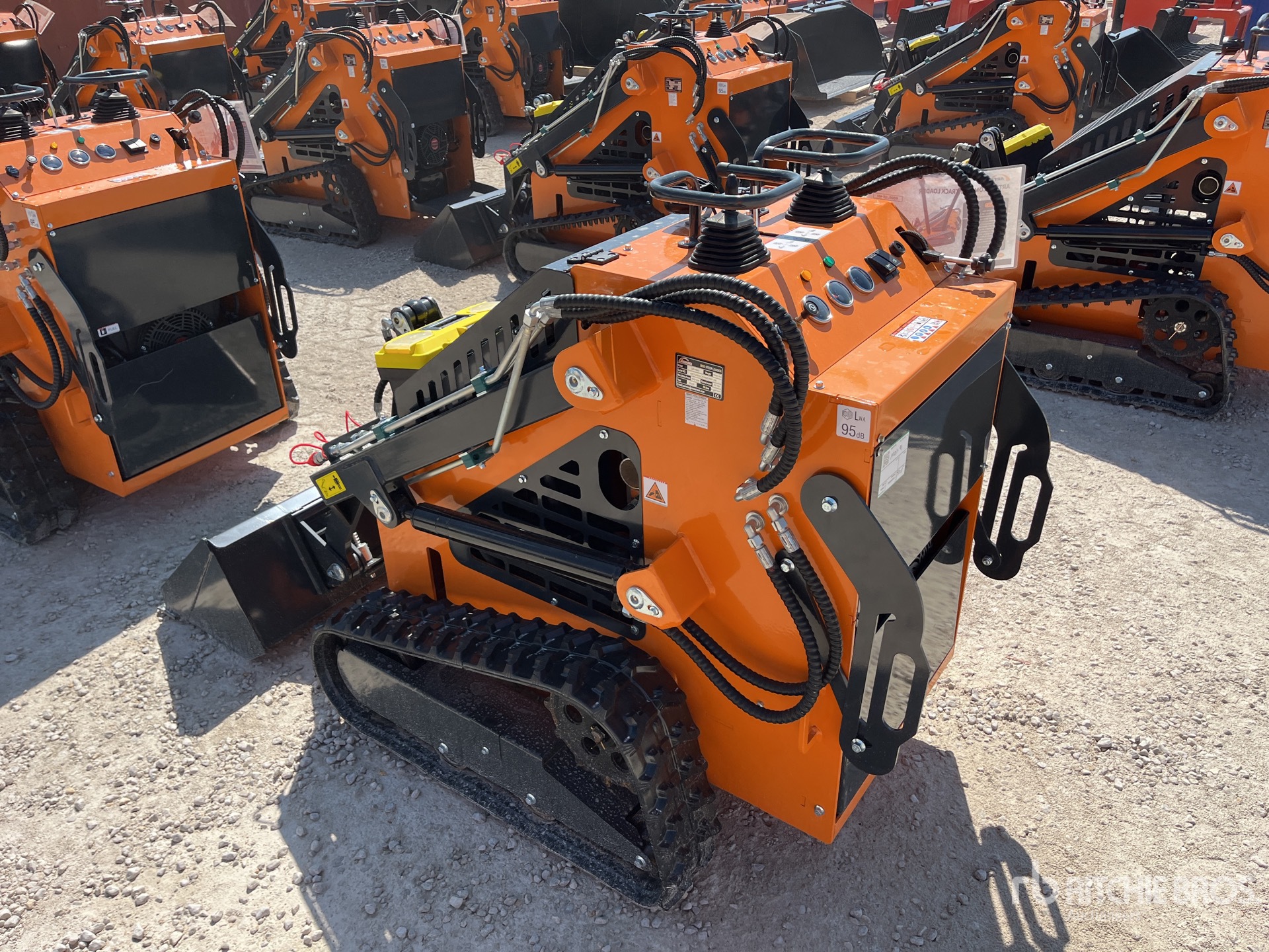 2025 ARTEER QB-480 Ride on Compact Track Loader (Unused)