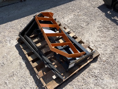 2025 ARTEER PF-42L 42 in Skid Steer Forks (Unused)