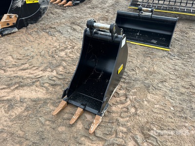 2025 Trojan 18 in Q/C Digging エクスカベーター用バケット (Unused)