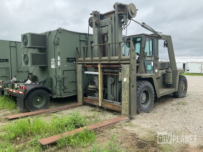 Clark Forklift