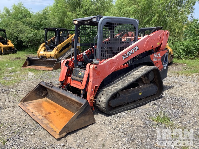 MINI CARGADOR SOBRE ORUGAS KUBOTA SVL952S