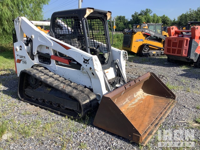 MINI CARGADOR SOBRE ORUGAS 2020 BOBCAT T740