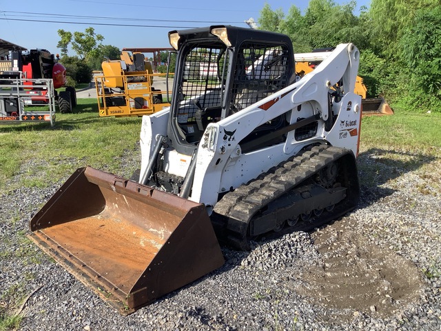 2020 Bobcat T740