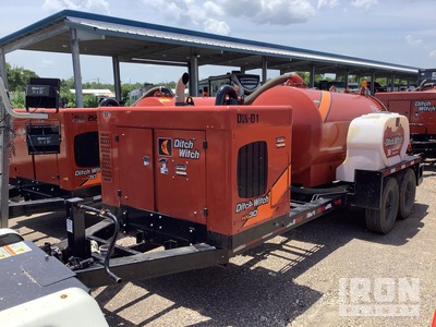 2020 Ditch Witch HX30 800 gal T/A Saugbagger
