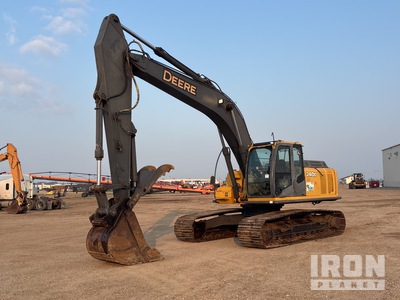 2006 John Deere 240D LC Tracked Excavator