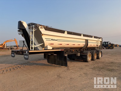2010 Midland SL3000 35 ft Tri/A End Dump Trailer