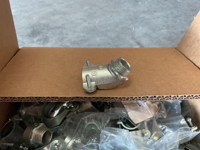 (250) Electrical Box Connectors