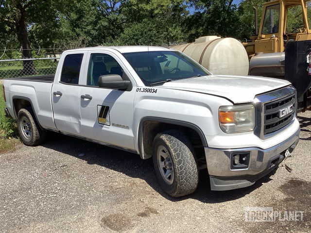 2015 GMC Sierra 1500 2015 GMC Sierra 1500 4X2 Crew Cab Pickup