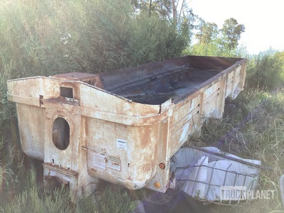 1993 (unverified) Clement T/A Frameless End Dump Trailer