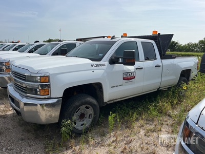2017 Chevrolet 2500 Silverado 4x2 Crew Cab Pickup (Inoperable)