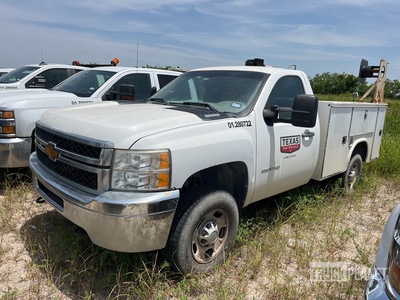 2013 Chevrolet 2500 LT 4x2 Service Truck (Inoperable)