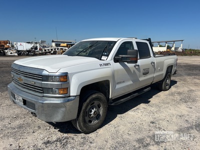 2017 Chevrolet 2500 4x2 Crew Cab Pickup