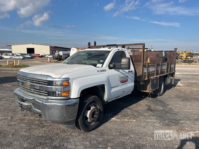 2016 Chevrolet Silverado 3500HD 4x2 Flatbed Truck