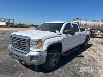 2019 GMC 2500 4x2 Crew Cab Pickup