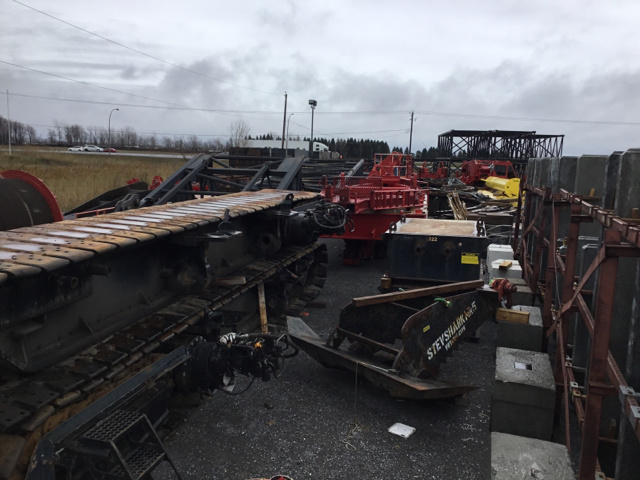 1994 Manitowoc M250-S2 900 Ton Ringer Crane