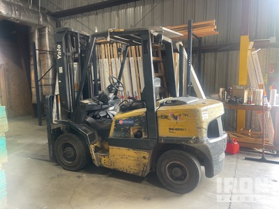 Yale GDP80-FS Pneumatic Tire Forklift