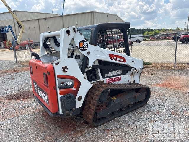 MINI CARGADOR SOBRE ORUGAS 2021 BOBCAT T595