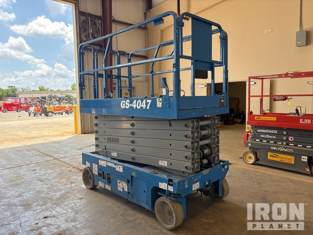 ELEVADOR TIJERA 2018 GENIE GS4047