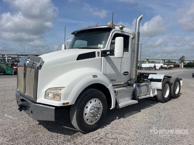 2017 Kenworth T880 6x4 T/A Day Cab Truck Tractor