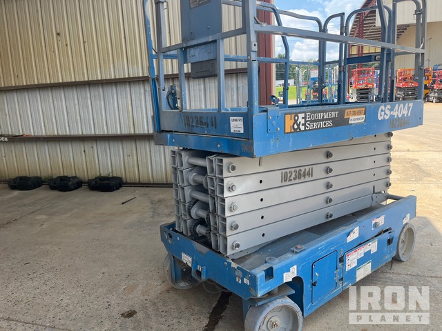 ELEVADOR TIJERA 2018 GENIE GS4047