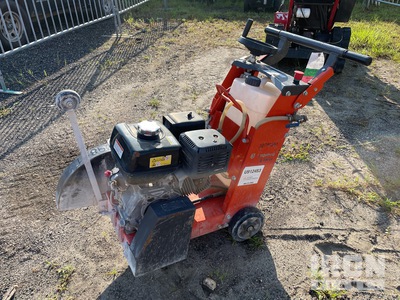 2022 Husqvarna FS400 Scie à béton à contrôle arrière