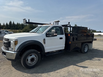 2018 Ford F-450 XL 4x2 Camion à Plateau