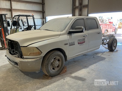 2013 Ram 2500 4x2 Crew Cab Cab and Chassis
