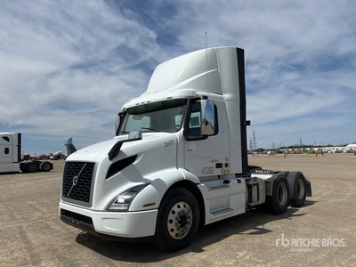 2022 Volvo VNR 6x4 Day Cab Truck Tractor