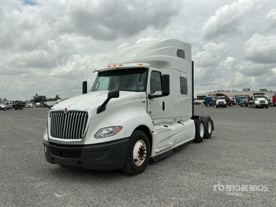 2019 International LT625 6x4 Cabeza Tractora Cabina Dormitorio